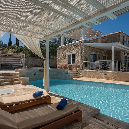 וילה Louiza - Luxury Stone *